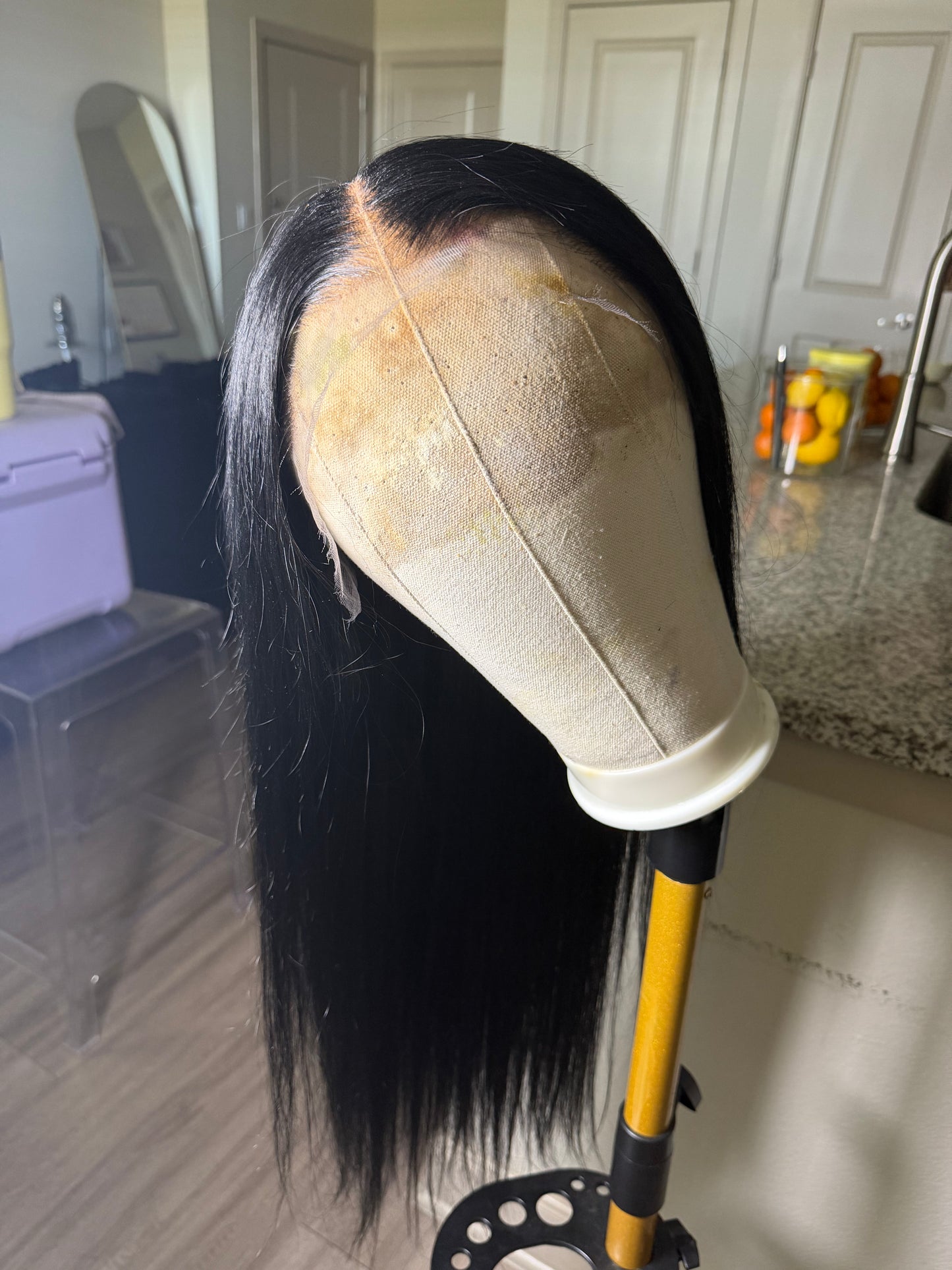 Jet Black Buss Dine Wig